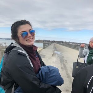 Meet your Posher, Casey